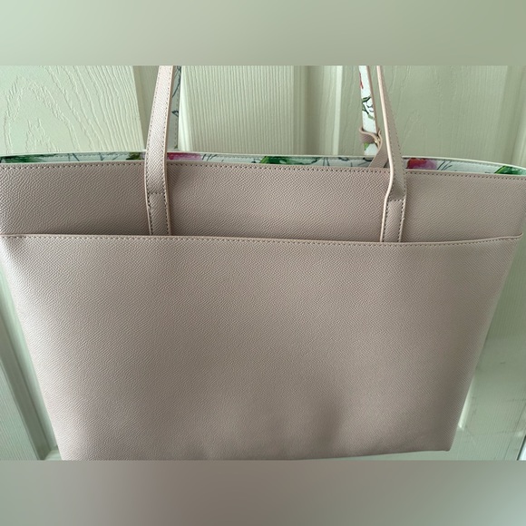 Betsey Johnson bag - Picture 3 of 4